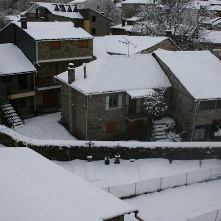 La Albarina Guest House Galende Exterior photo